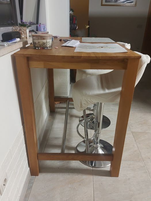 Mesa bar em madeira