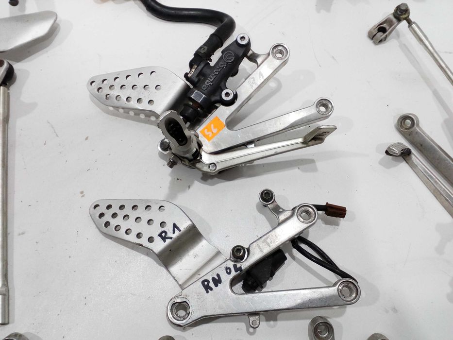 Yamaha yzf 1000 r-1 , r1  , R 1 set podnóżek dźwignia stopka 98-01