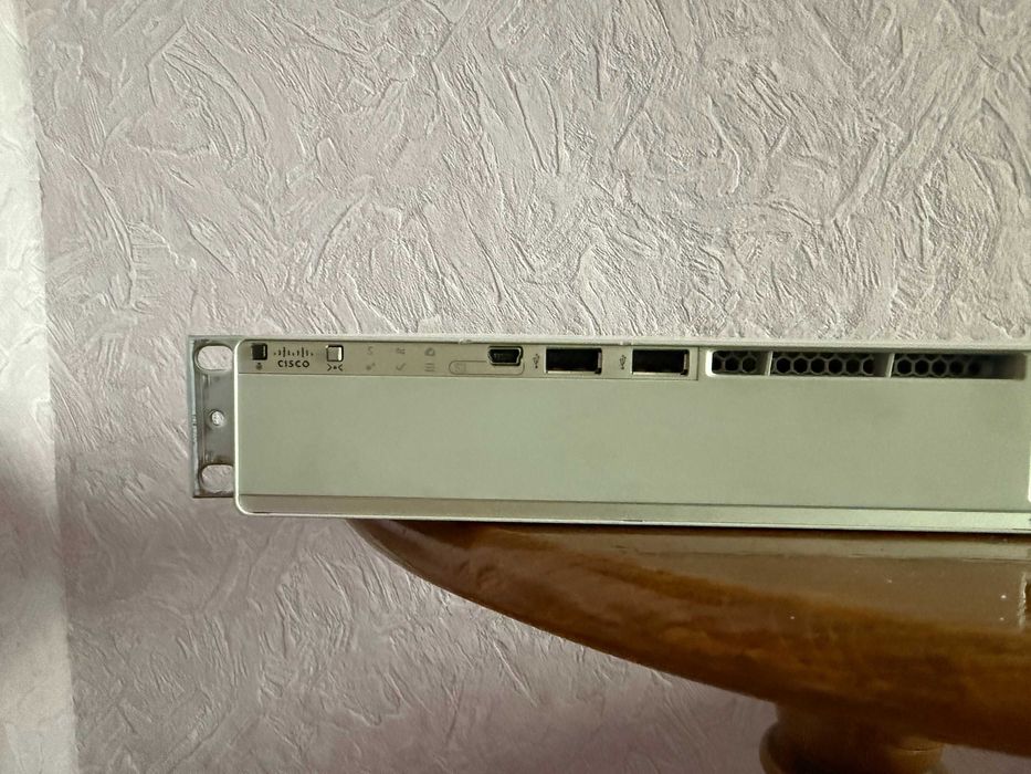 Коммутатор Cisco C9200L-24T-4G-A нал/безнал