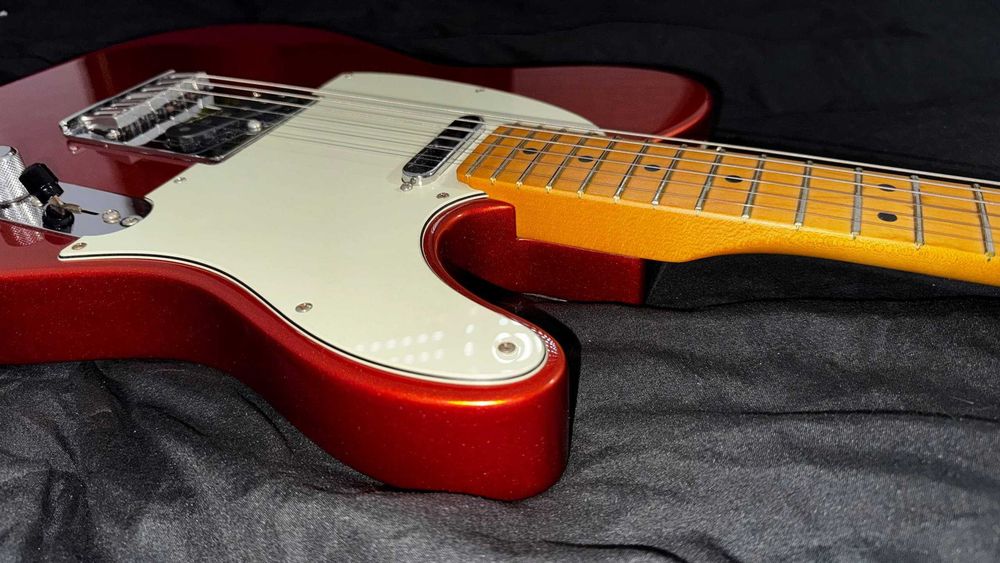Guitarra elétrica Fender Player Plus Telecaster Aged Candy Apple Red