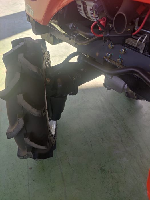 Trator novo 25 cavalos com traçao