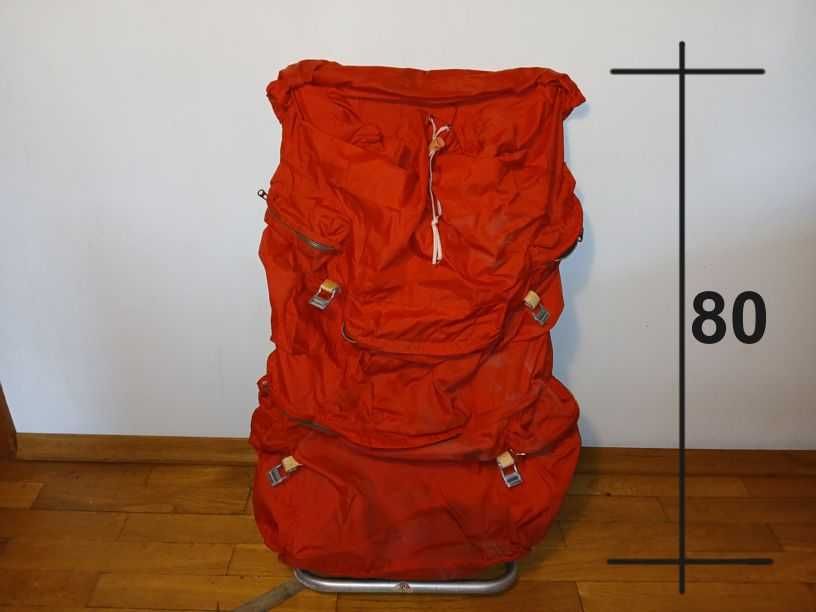 Plecak dwukomorowy na stelażu aluminiowym. Stan b.dobry, czysty.