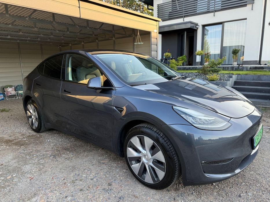 Tesla Model Y Tesla Model Y Dual Motor 2023