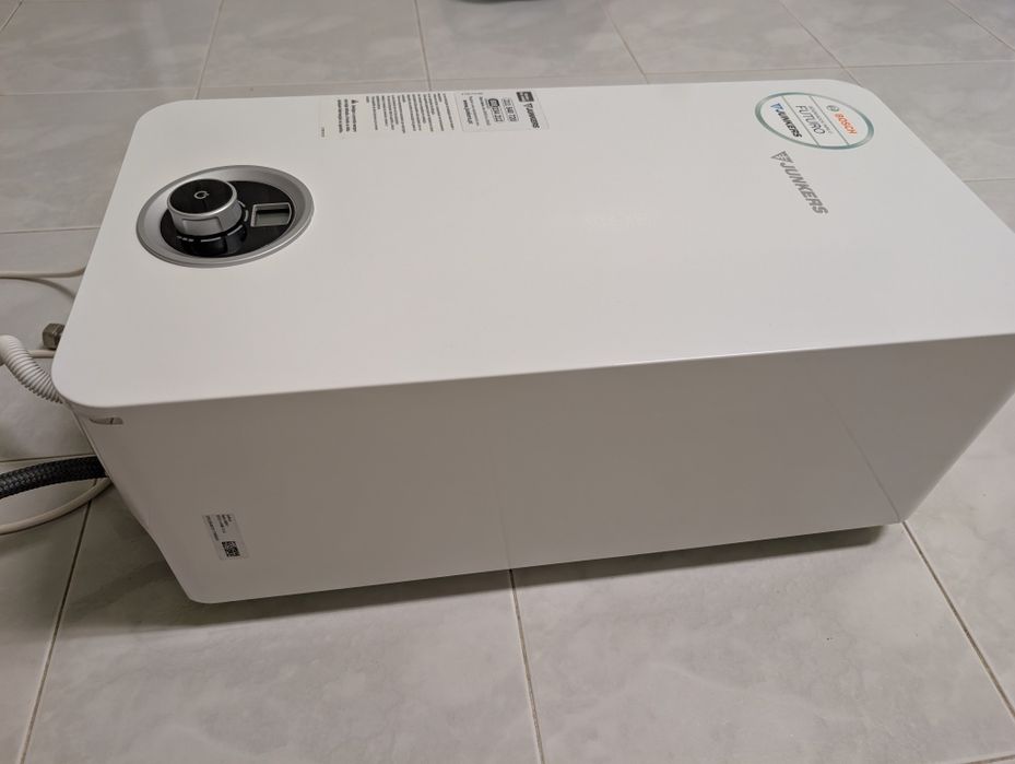 Esquentador Ventilado Junkers (Bosch)  Hydro 4600 F 11L | Como Novo | Apenas 2 Anos