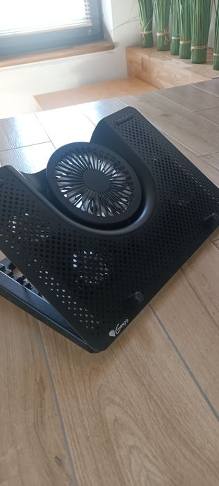Podkładka chłodząca pod laptopa