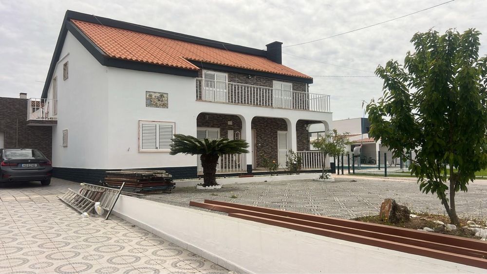 Vende se vivenda