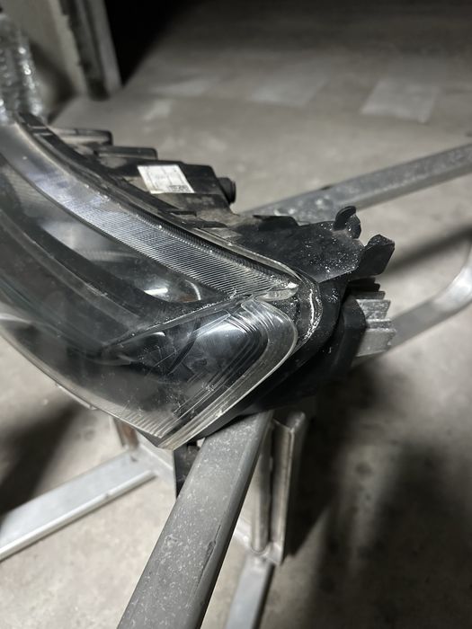 Farol dacia spring