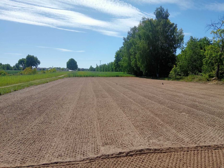 Prace ogrodowe glebogryzarka separacyjna, równanie terenu trawnik