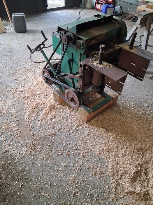 Grubościówka trzystronna