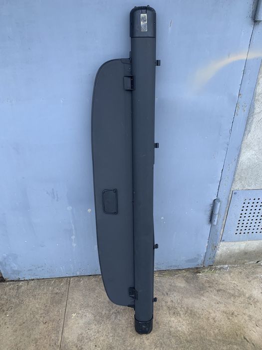 Audi q7 4L 2006-2015р (шторка багажника)