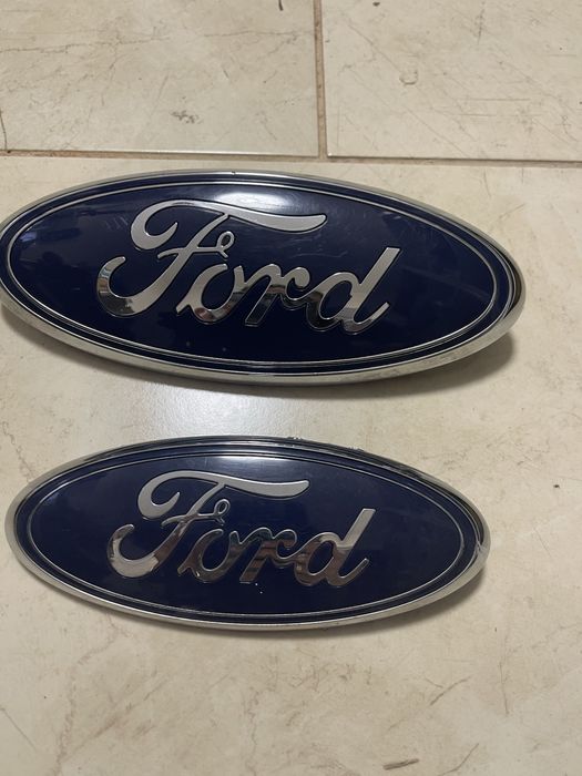 Шильдики на Ford