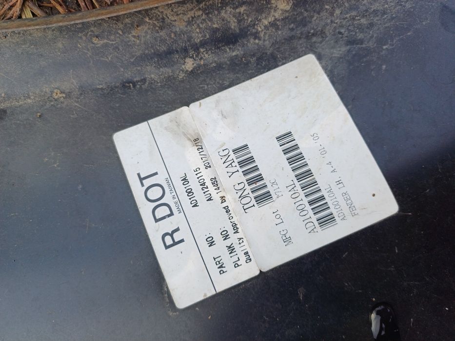 Audi A4 B-6 переднє ліве крило 02-06r