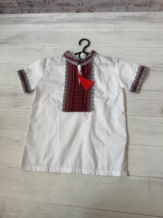 Вишиванки для дівчаток та хлопчиків