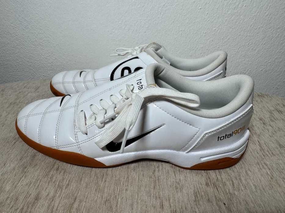 Nike Total 90 III NEW