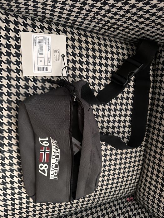 Nerka saszetka nowa 100% oryginał