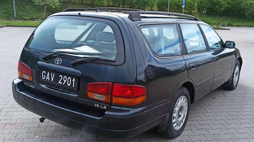 Toyota Camry Toyota Camry kombi 3,0 V6 188 KM