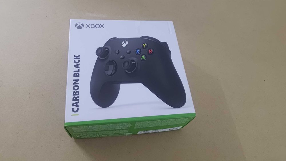 Comando Xbox Series X com 2 baterias recarregáveis