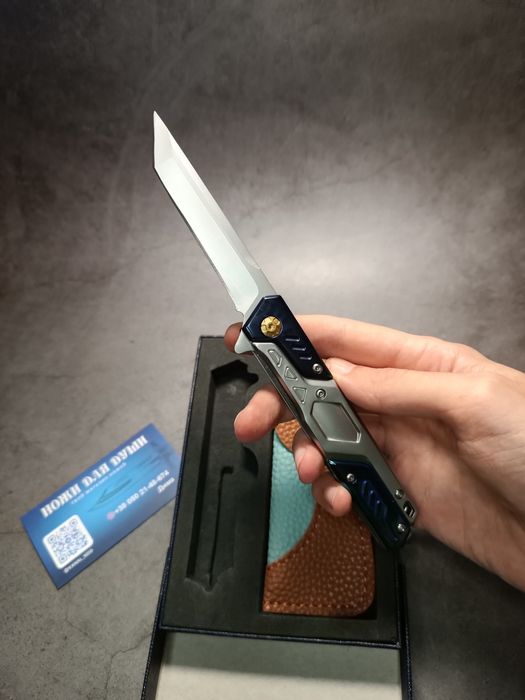 Складной нож металлический с клинком танто