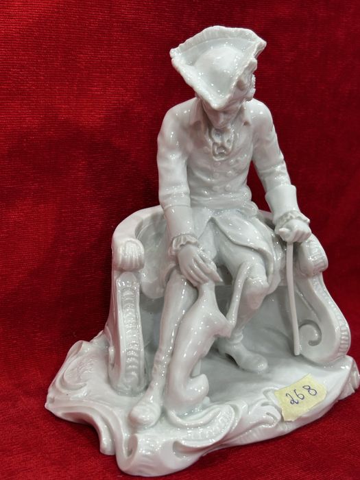 Figurka porcelanowa Rosenthal.