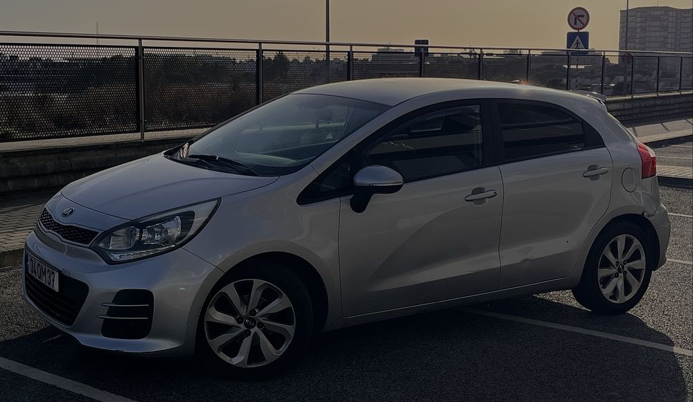 Kia Rio 1.2 CVVT (85cv) 2015 – 114.000 km foto 2