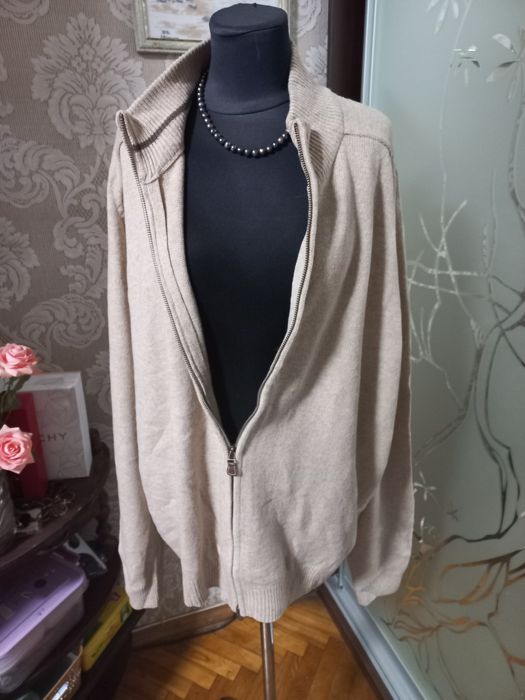 Шерстяной джемпер,кофта!Размер 66-70!