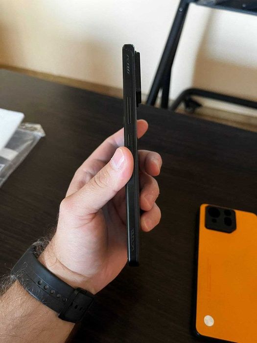 Asus Rog phone 8, 12/256