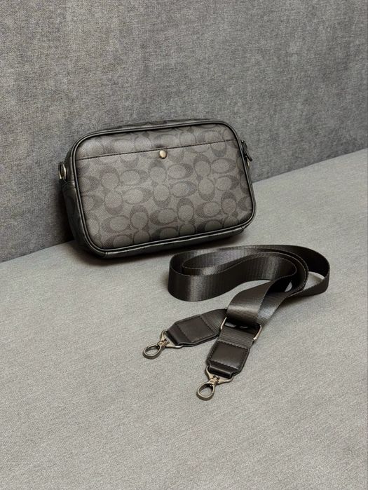 Чоловіча сумка Coach