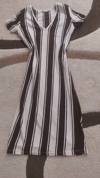 Плаття zara в трендових кольорах