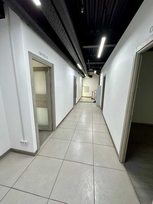 Видовий та Сучасний офіс в 3 рівня 860м.кв. біля метро Шулявка та КПІ.БЕЗ%