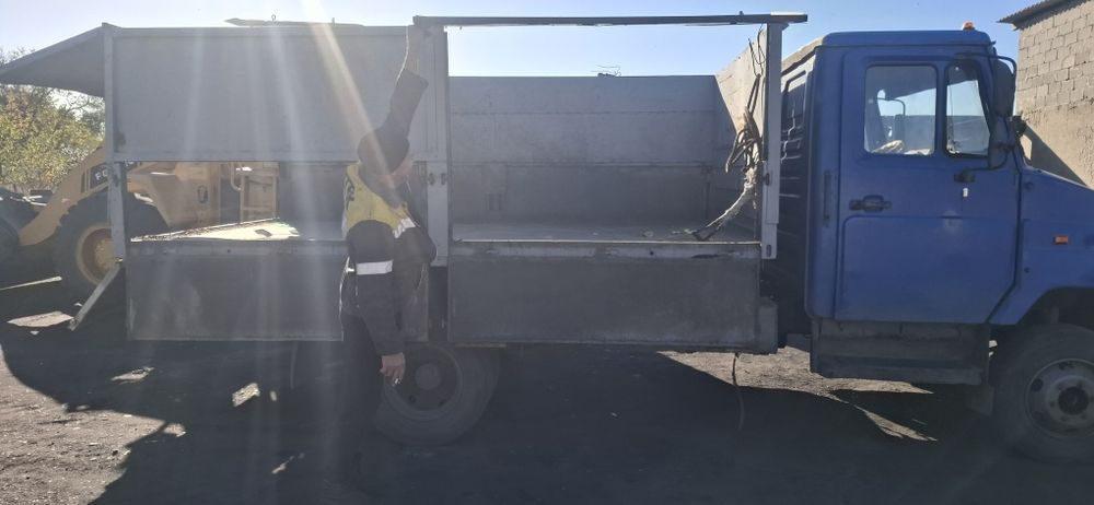 Продам Зіл 5301 бичок