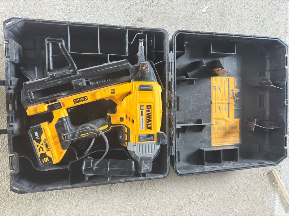 Dewhalt pregadora de betão DCN890P2QW