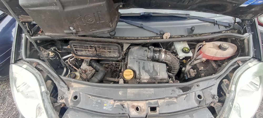 renault trafic 2.5 dci g9ub630   lift ted68 samochód na części