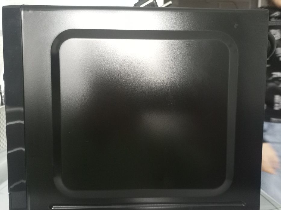 Продам мікрохвильову піч или микроволновку expert 700 вт