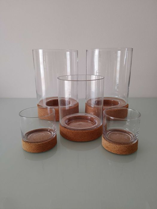 Vasos/jarras/porta-velas em vidro e cortiça IKEA
