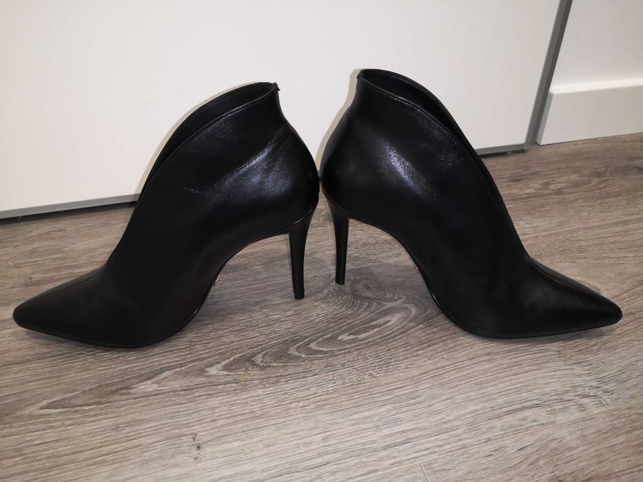 Marca Arezzo botins