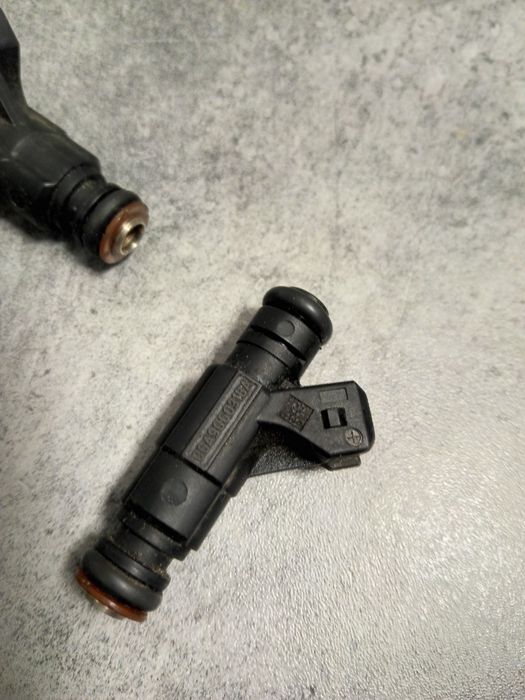 Wtryski BEX 1.8t 06A906031BA