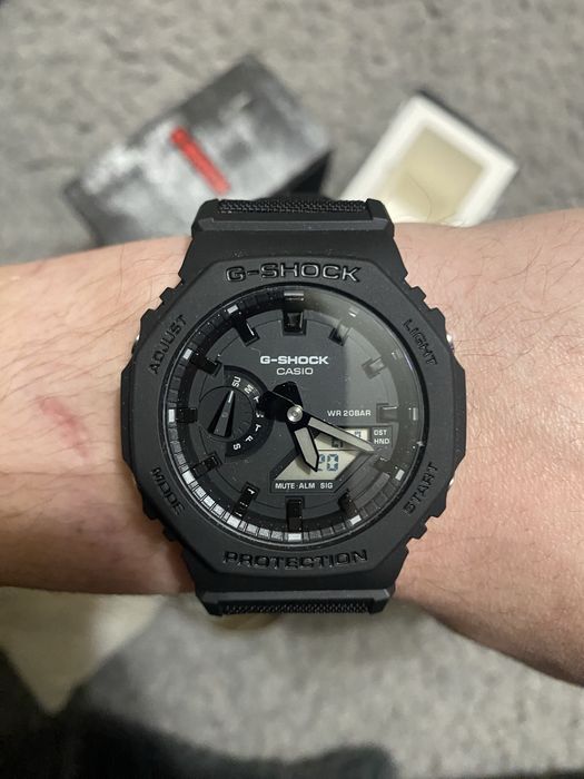 Годинник чоловічий CASIO G-SHOCK GA-2100BCE-1AER