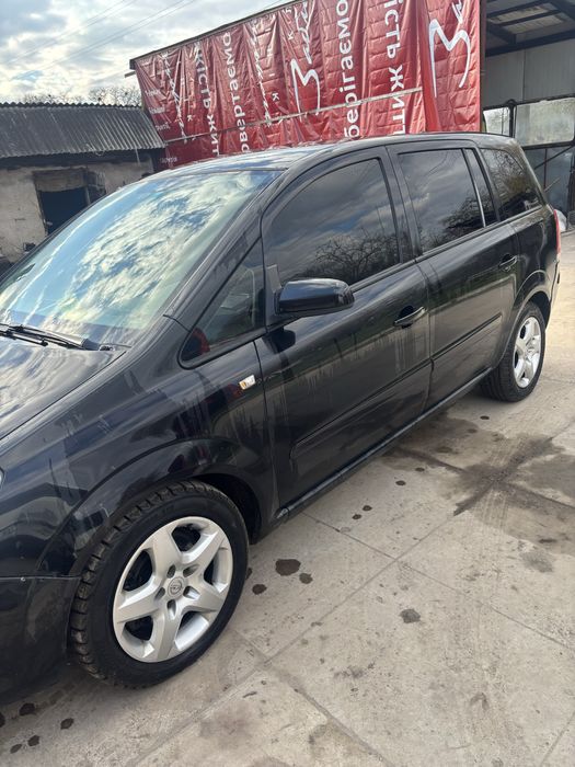 Продам Opel Zafira