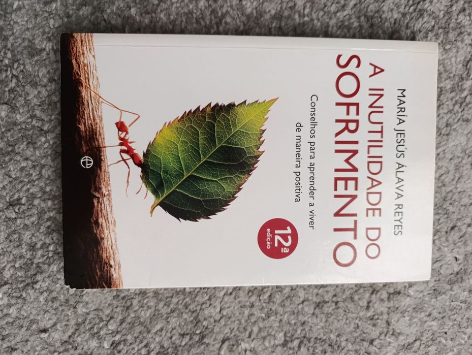 A Inutilidade do Sofrimento (portes incluídos)