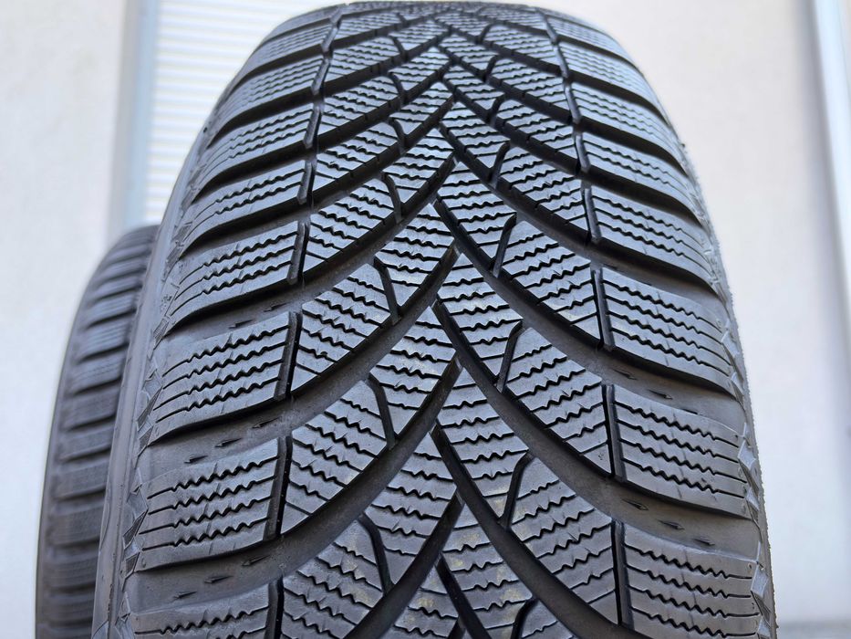 2szt zimowe 215/65R17 Semperit 8,4mm 2023r świetny stan! Z1310 gwarancja