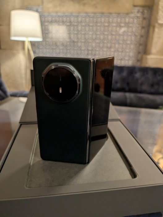 Honor Magic V3 (dobrável)