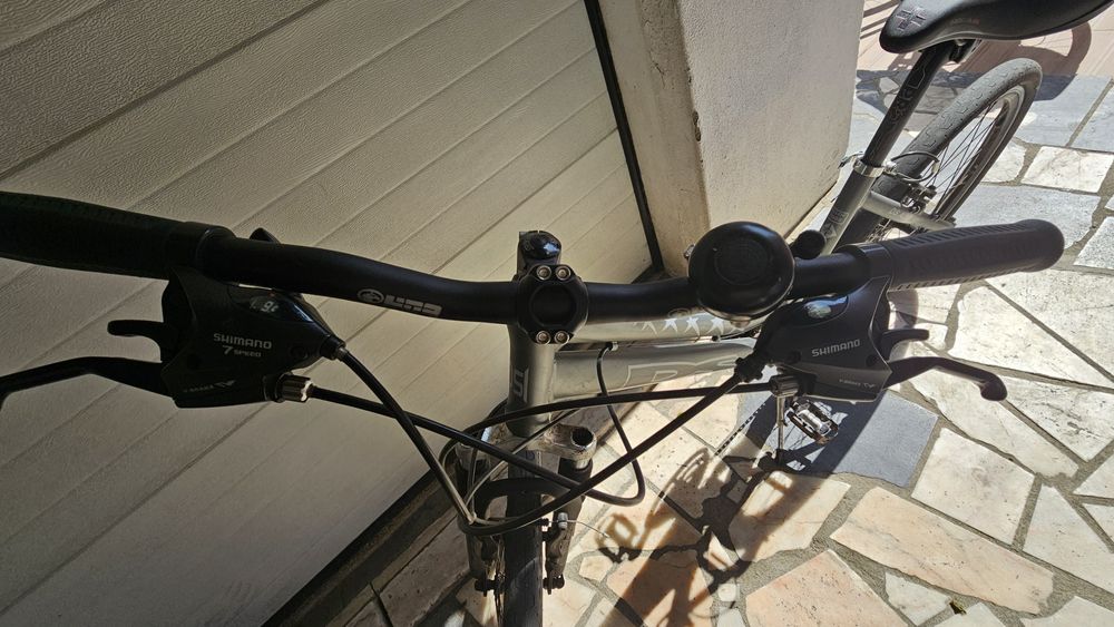 Bicicleta BTT em aluminio 26'