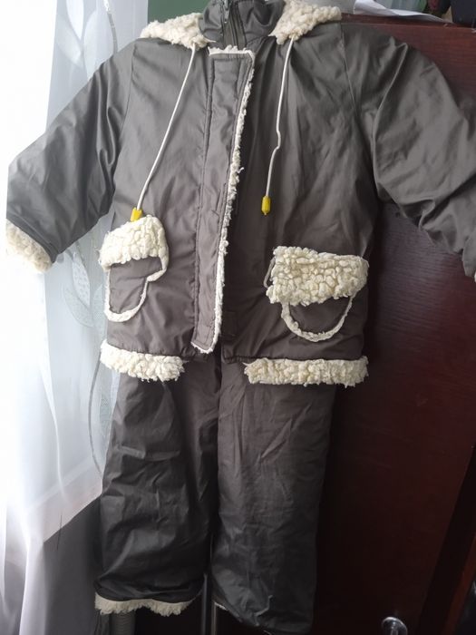 Комбінезон + куртка 2-4 рочки