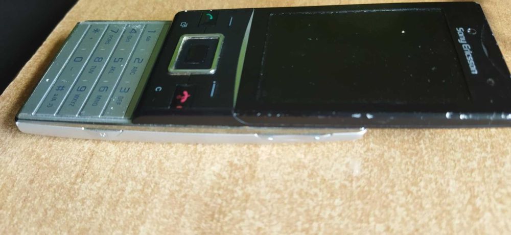 Sony Ericsson J20i Hazel