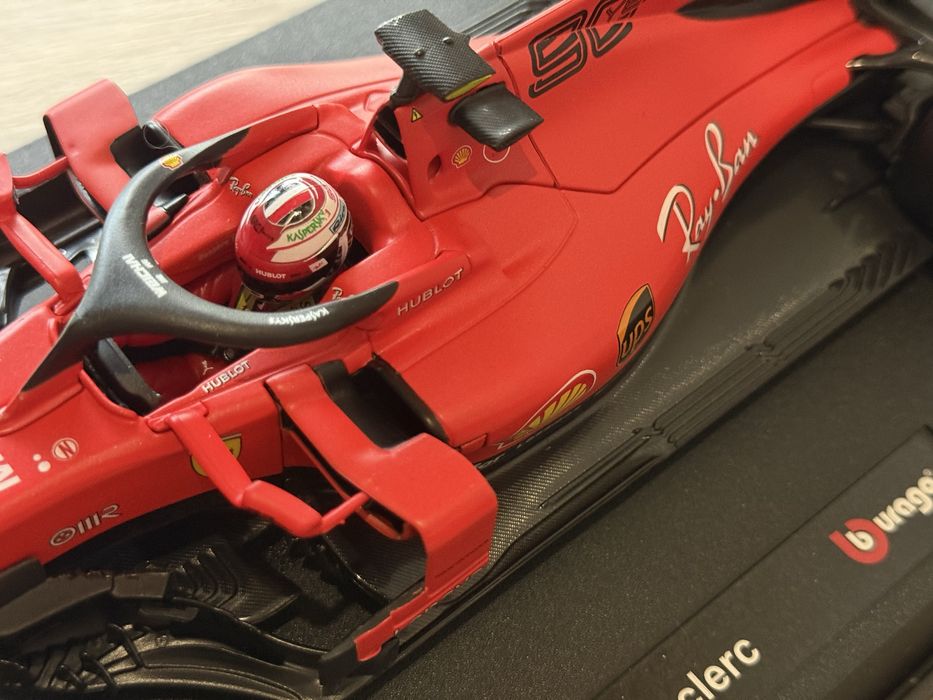 Модель боліда F1 Ferrari
