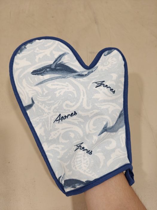 Luva de forno dos Açores - prática e regional