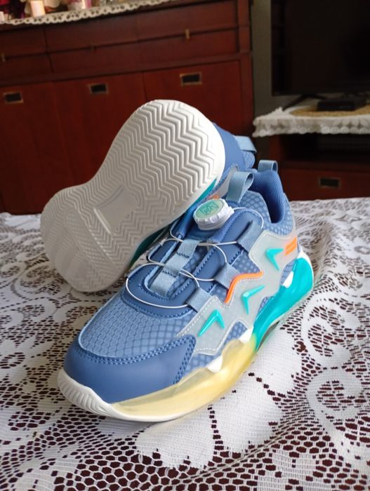 Nowe adidasy rozmiar 37