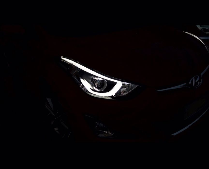 фари праву та ліву Hyundai Elantra Md GT i30 2011-2015 ціна за одну