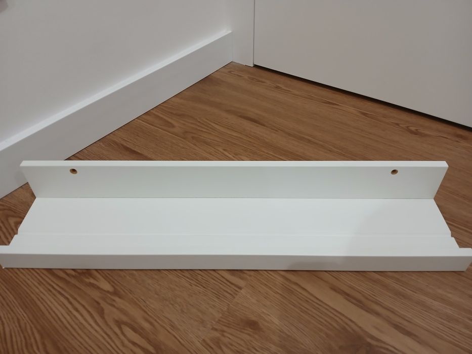 Vendo 2 prateleiras de parede