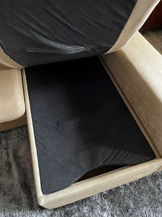 Sofá com chaise longue